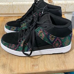 NWT or Box DC Manteca 4 mid txld skate shoes size 8